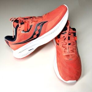 Saucony Womens Guide 15 Running Shoes Sunstone/Night Size- 7.5